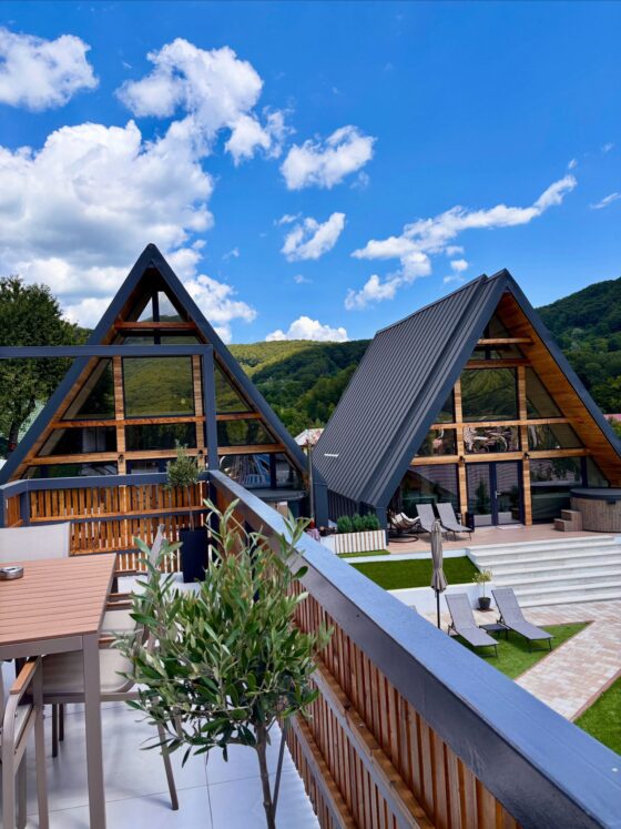 cabana-hilltop-olanesti